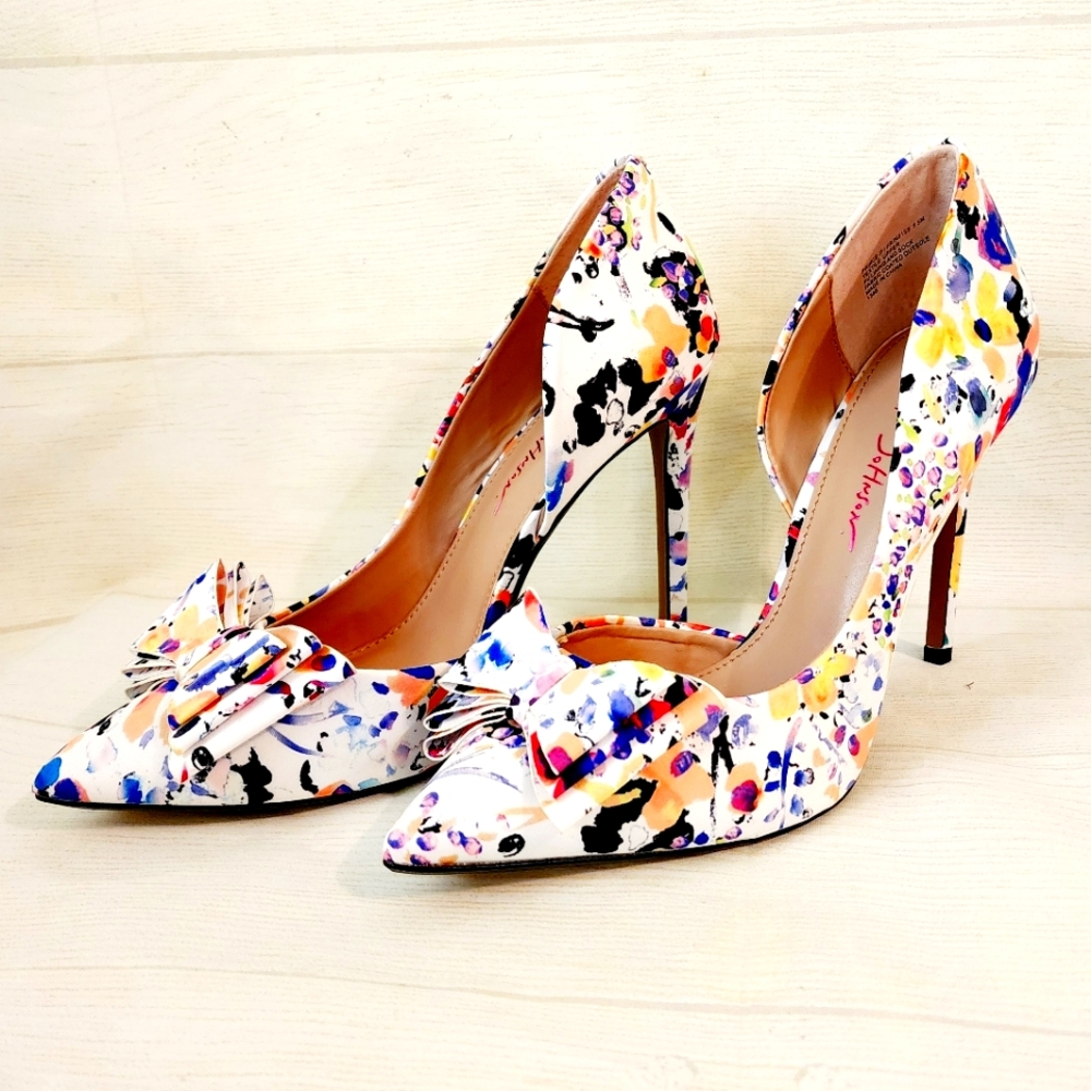 Betsy Johnson Prince-P White Floral Bow Heels New Size 8.5